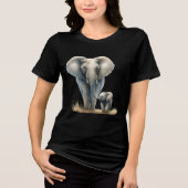 ウォーターカラー・アフリカゾウと赤ちゃん トライブレンドTシャツ (正面)