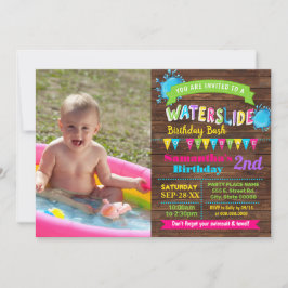 ウォータースライドの誕生日パーティー夏のバッシュのホットピンクの写真 招待状