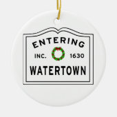 ウォータータウンマホリデーリースメタルオーナメント セラミックオーナメント (正面)