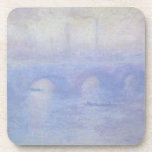 ウォータールー橋、Claude Monetによるミスト効果 コースター<br><div class="desc">Waterloo Bridge,  Effect of Mist (1903) by Claude Monetはヴィンテージ印象派の美術素晴らし建築絵画の作品。テムズ川の上にボートで漕ぐ乗組員がいる。霧が立ち込める霧の朝、イギリスのロンドンのウォータールー橋。アーティストについて：クロード・モネ(1840-1926)は印象派の運動の創始者であフランスのり絵画、その絵画の大部分は「空中に浮かぶ」（野外に浮かぶ）スタイル印象派の風景である。</div>