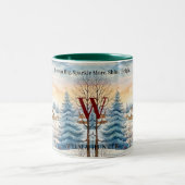 ウォーター色の冬の雪の結晶の小屋の森のモノグラム ツートーンマグカップ (中央)
