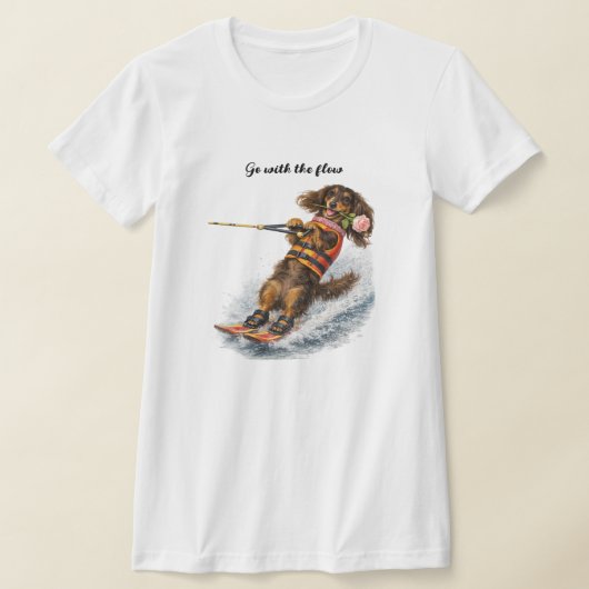 ウォーター・スキーをするダックスフント Tシャツ (レイダウン)