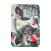 ウォーマータイムズの牛の夢ティール（緑がかった色）赤フローラ バスマット (正面縦)