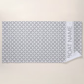 ウォームグレーハンプトンスタイルパーソナライズされたボート名 ビーチタオル (正面)