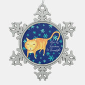 ウォームファジーと冬の雪あそび クリスマスの猫 スノーフレークピューターオーナメント (正面)