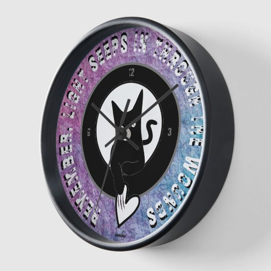 ウォールクロック – Ode to Love Cat by Adiela Akoo (傾斜)