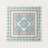 ウォールタペストリーメダリオン、ライトブルーとクリーム タペストリー (正面(横))