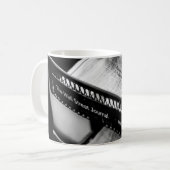 ウォール街の雑誌棚の新聞 コーヒーマグカップ (正面左)