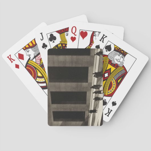 ウォール街(by Paul Strand, 1915) トランプ (裏面)