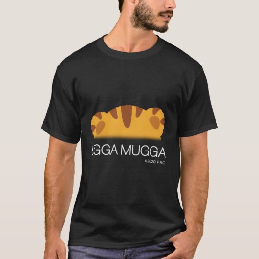 ウガムガダニエルタイガーポケットダーク Tシャツ (正面)