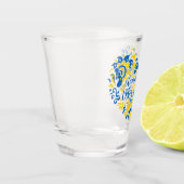 ウクライナとのレタリングとハート ショットグラス (左)