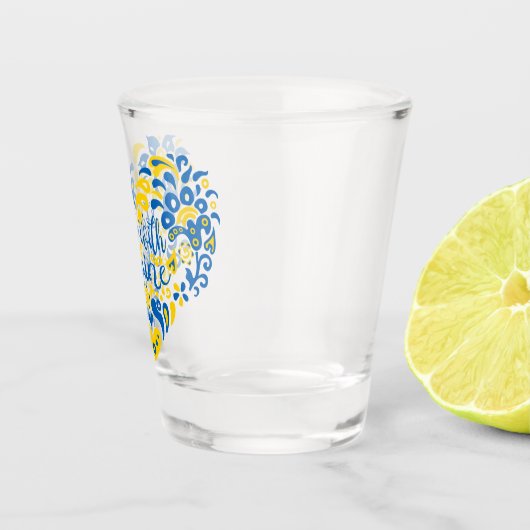 ウクライナとのレタリングとハート ショットグラス (右)