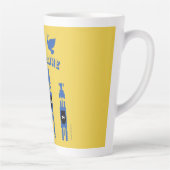 ウクライナのトラクターと戦車 カフェラテマグ (右)