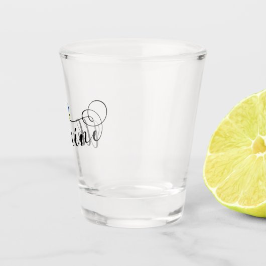 ウクライナのハートのуフラкグраラї、ウクライナ ショットグラス (右)