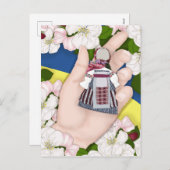ウクライナのフォークの人形、モタカとリンゴの花。 シーズンポストカード (正面/裏面)