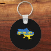 ウクライナのプーチン政権抗議デモのHands Off Ukraine キーホルダー (正面)