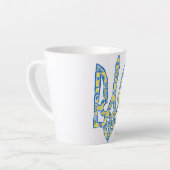 ウクライナの国章トリデントtryzub民族的な カフェラテマグ (左アングル)