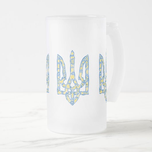 ウクライナの国章、トライズブ民族の民族的な民族 フロストグラスビールジョッキ (正面右)