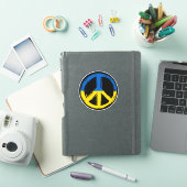 ウクライナの平和のシンボルはウクライナと共に立つ シール (iPadカバー)
