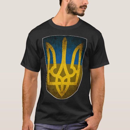 ウクライナの旗と三叉のウクライナ人 Tシャツ (正面)