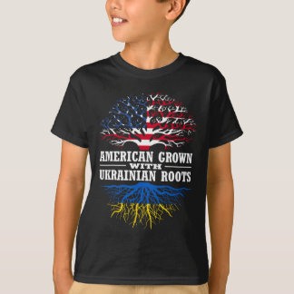 ウクライナの根を持つアメリカ育ちの木 USA ウクライナ Tシャツ