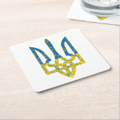 ウクライナの色のウクライナ産トリデントテクスチャード国旗 スクエアペーパーコースター (アングル)