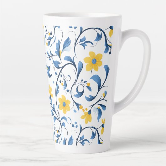 ウクライナの花柄の民族芸術モチーフ。 カフェラテマグ (右)