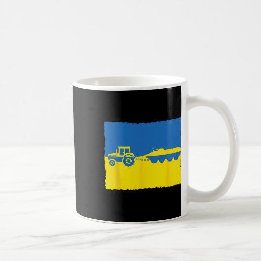 ウクライナの農家のトラクターがロシアの戦車を盗む面白いデザイン コーヒーマグカップ (右)