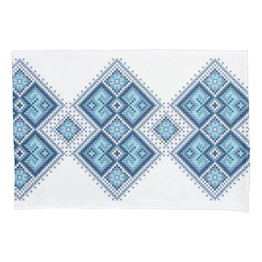 ウクライナのvyshyvankaの刺繍の青の交差ステッチ 枕カバー (正面左)