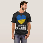ウクライナを支持するウクライナ国旗を掲げる Tシャツ (正面フル)