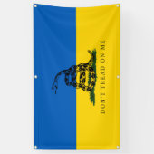 ウクライナを踏み付けない – ビニールの旗 横断幕 (縦)