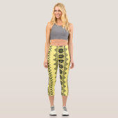 ウクライナウクライ伝統的ナシンボルデザイン カプリレギンス (正面)