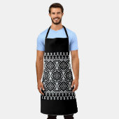 ウクライナヴィシュヴァンカ:民族オーナメント融合 エプロン (着用した状態)