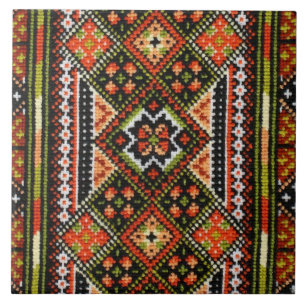 ウクライナ人のVyshyvanka Rushnykの刺繍 タイル