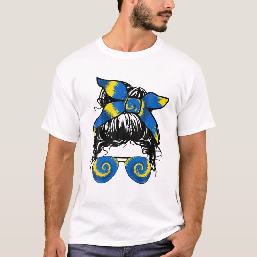 ウクライナ国旗の絞り染め Tシャツ (正面)