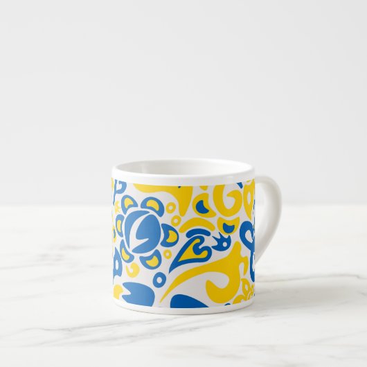 ウクライナ国旗の色を持つ民俗模様 エスプレッソカップ (正面右)