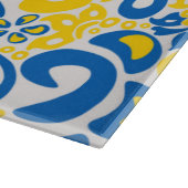 ウクライナ国旗の色を持つ民俗模様 カッティングボード (角)