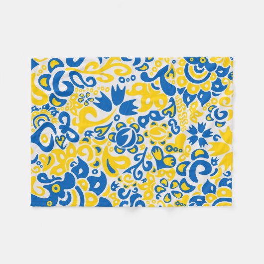 ウクライナ国旗の色を持つ民俗模様 フリースブランケット (正面(横))