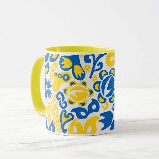 ウクライナ国旗の色を持つ民俗模様 マグカップ (正面左)