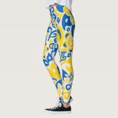 ウクライナ国旗の色を持つ民俗模様 レギンス (左)