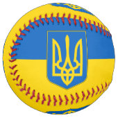 ウクライナ国旗を持つ愛国的なソフトボール ソフトボール (正面左)