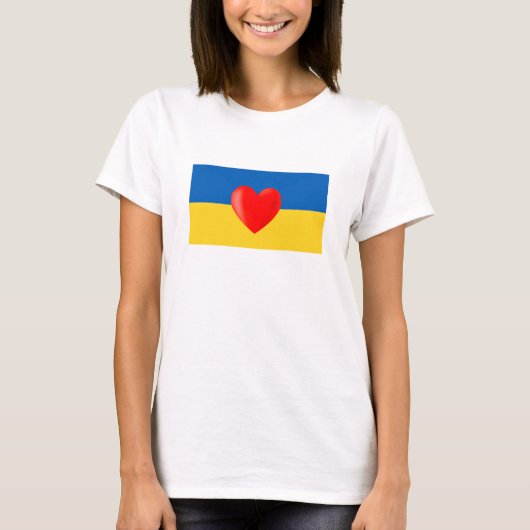 ウクライナ国旗カラーの赤いハートTシャツ Tシャツ (正面)