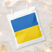 ウクライナ国旗 フェイバーバッグ (クリップ留めされた状態)