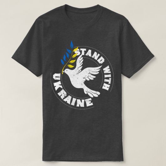 ウクライナ平和の鳩と共に立つ Tシャツ (デザイン正面)