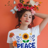 ウクライナ平和ピクセルフォーク芸術 Tシャツ