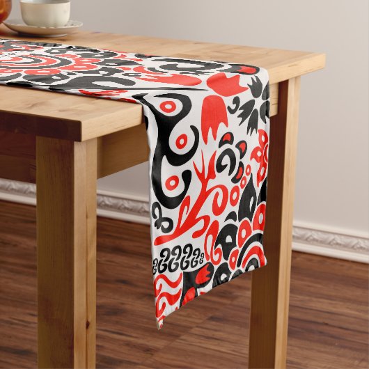 ウクライナ民族フォークアート花のパターンの添付 ロングテーブルランナー (インサイチュ)