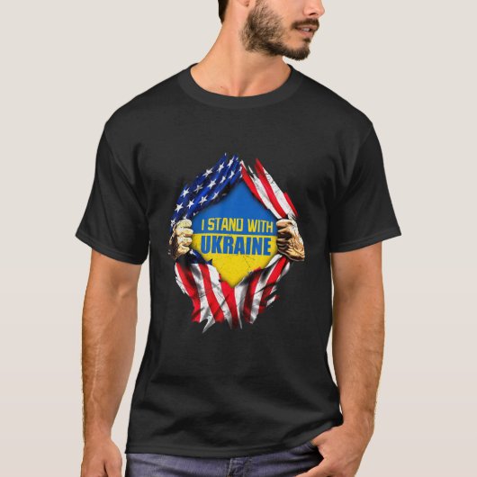 ウクライナ連帯のための平和ウクライナハート Tシャツ (正面)
