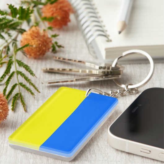 ウクライナ キーホルダー (正面右)