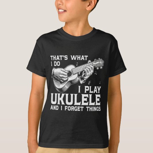 ウクレレを弾いて物忘れするのが私 - uk tシャツ (正面)