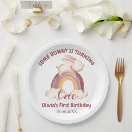 ウサギが1歳の誕生日を迎える ペーパープレート